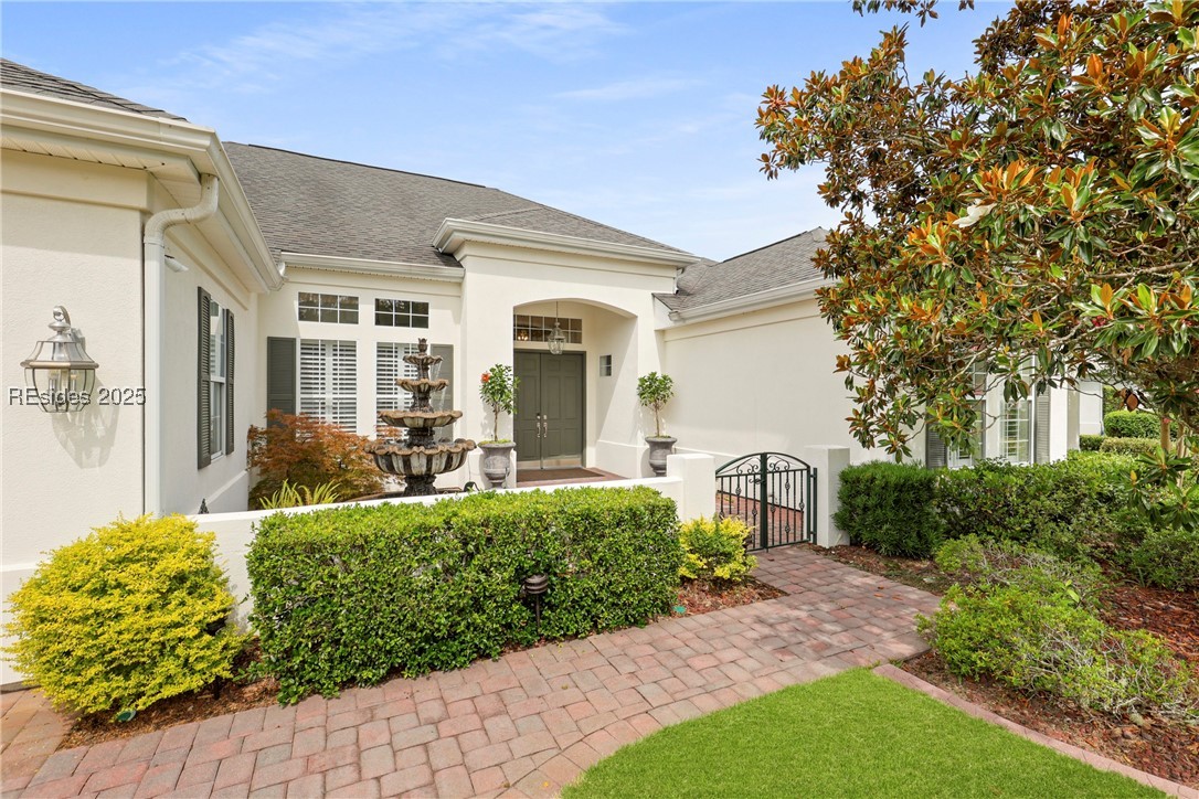 102 Lake Somerset Circle