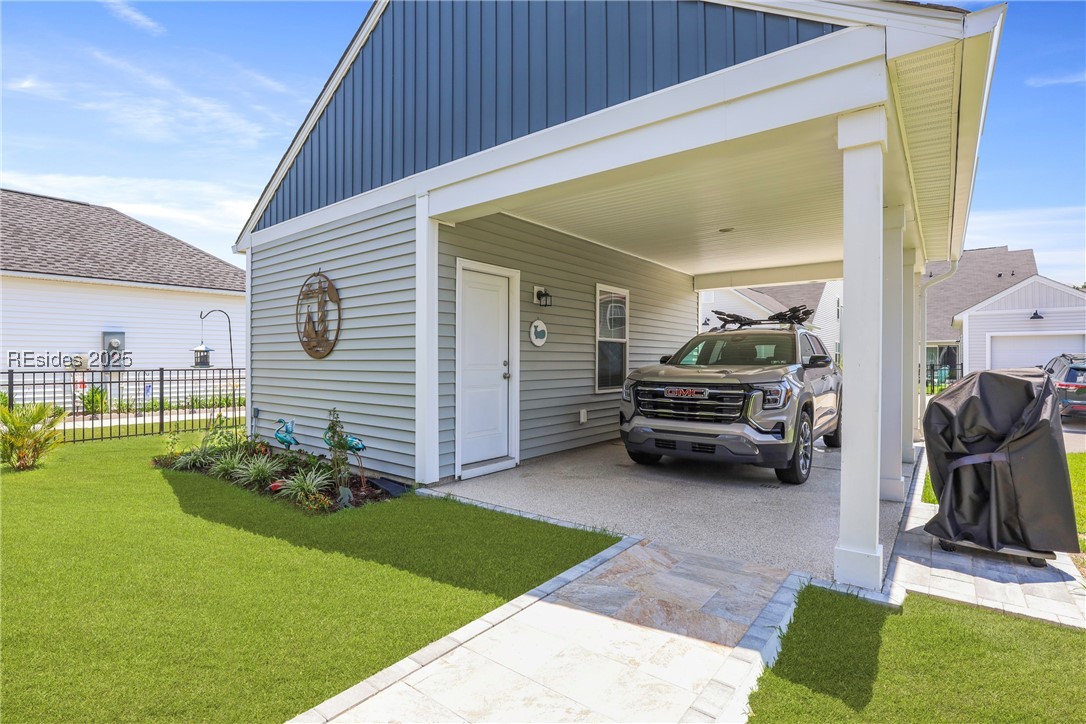 288 Garden Gate Circle W