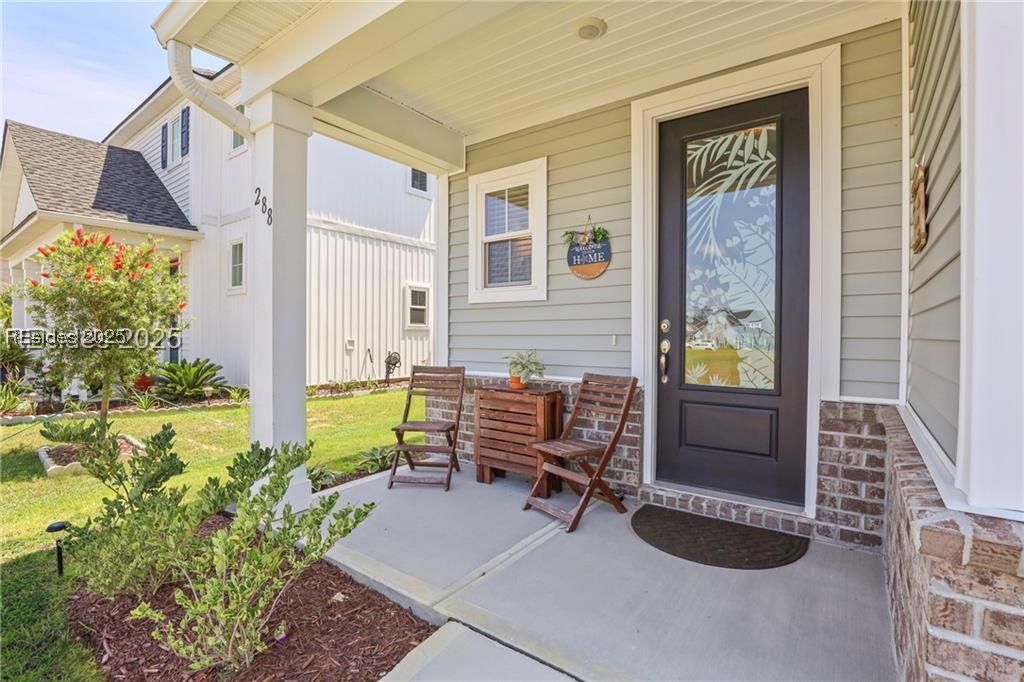 288 Garden Gate Circle W