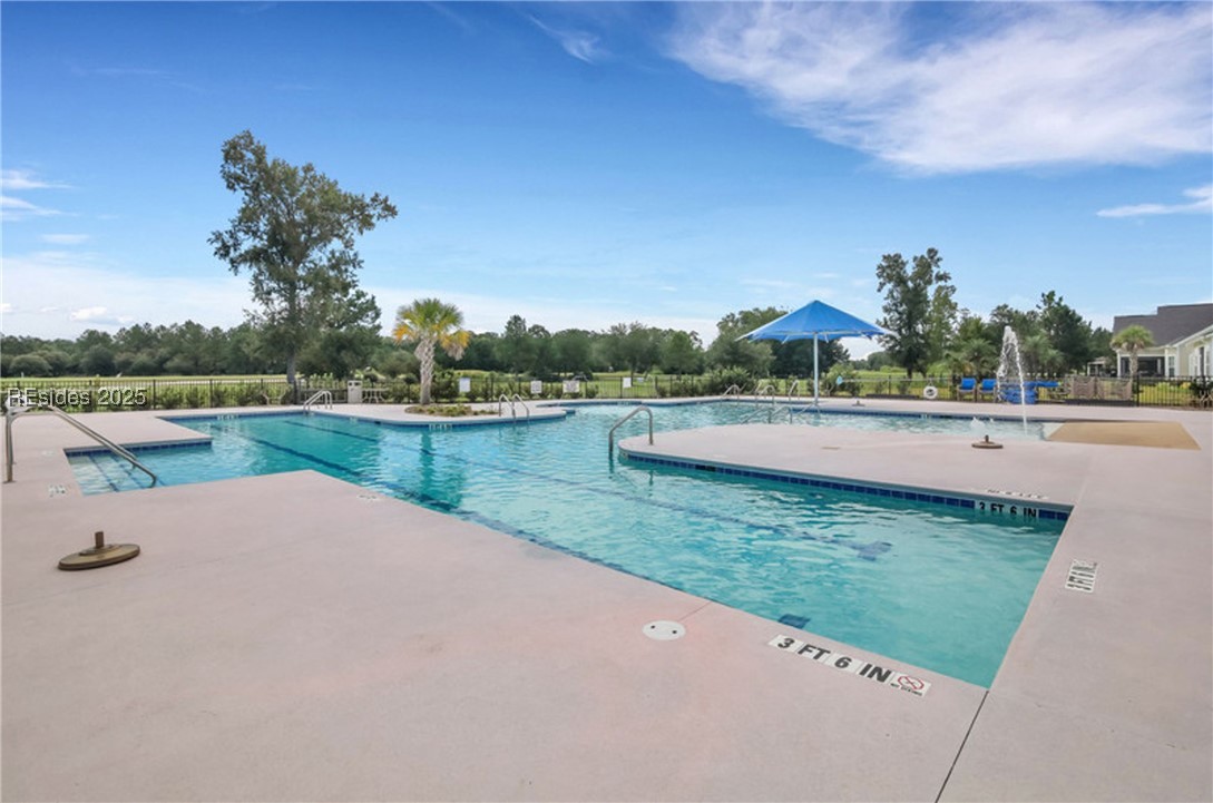 288 Garden Gate Circle W