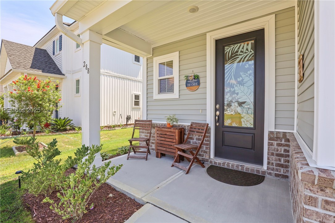 288 Garden Gate Circle W