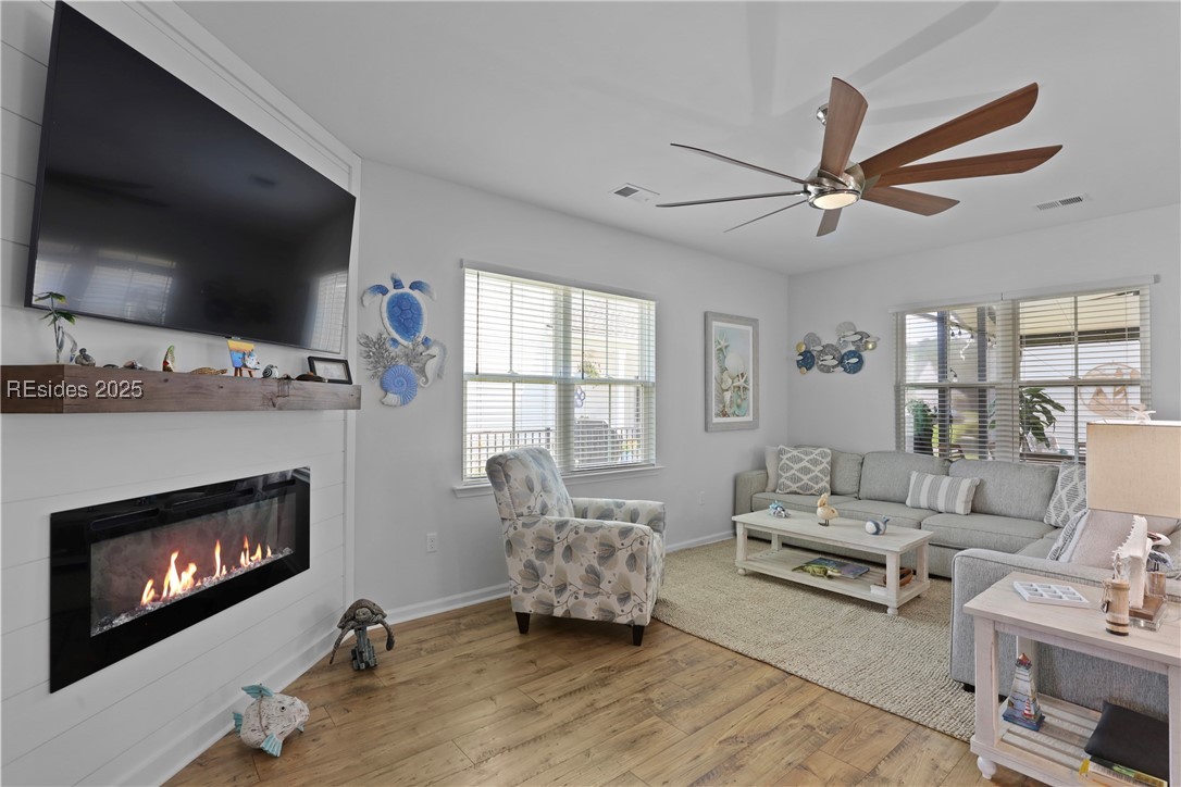 288 Garden Gate Circle W