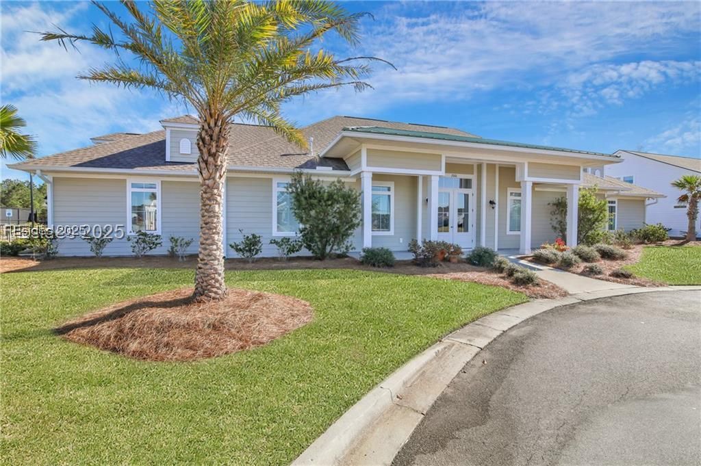 288 Garden Gate Circle W