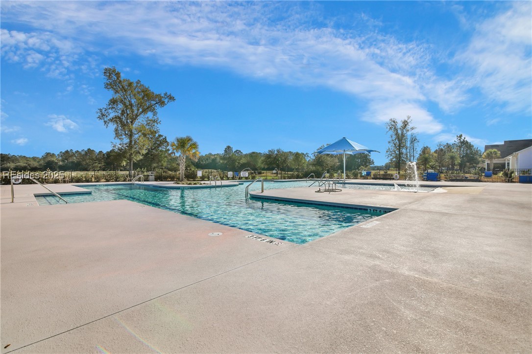 288 Garden Gate Circle W