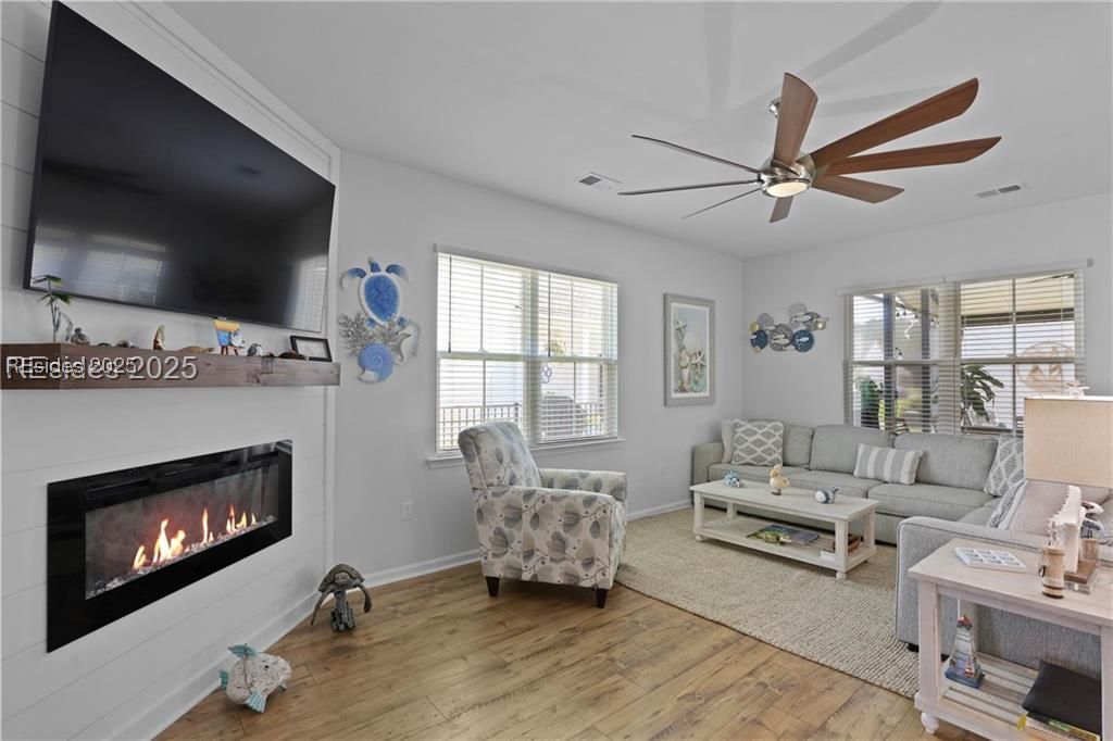 288 Garden Gate Circle W