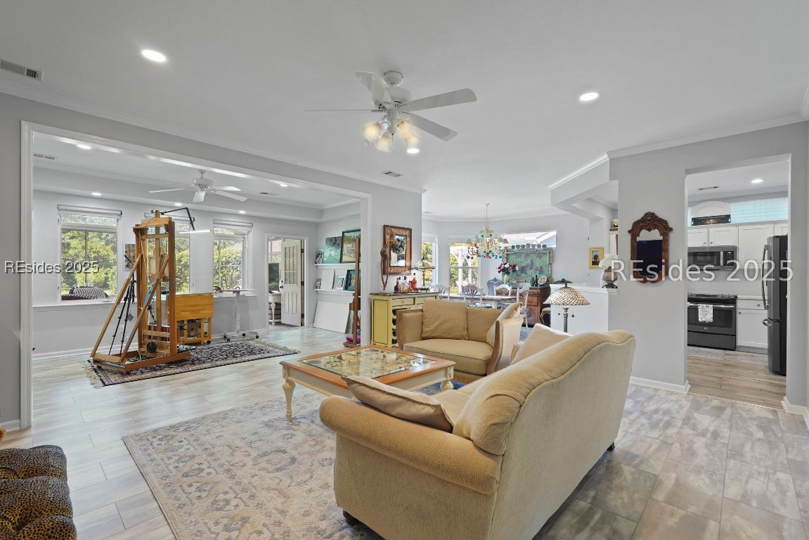 4 Zealy Street