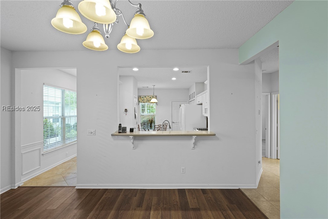 14 Old Country Roses