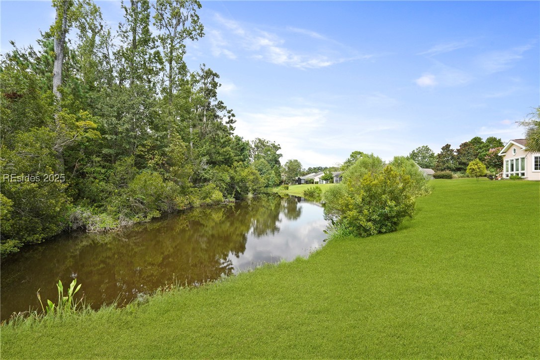 14 Old Country Roses