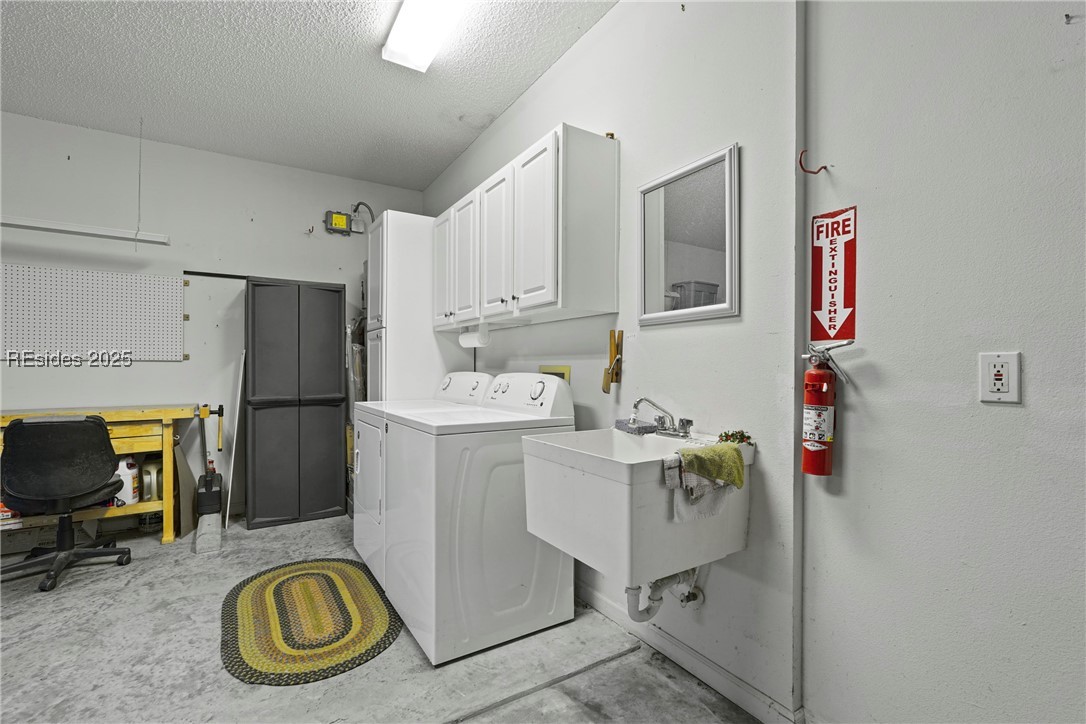 14 Old Country Roses