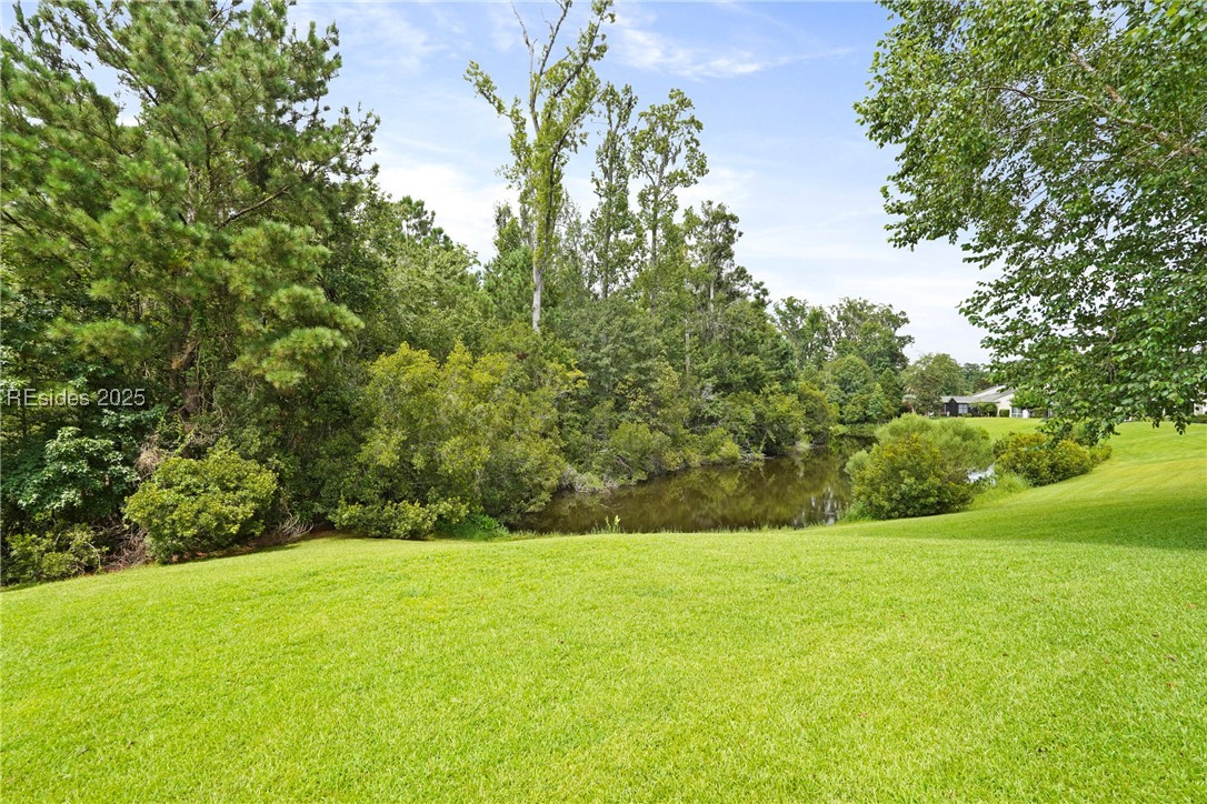 14 Old Country Roses