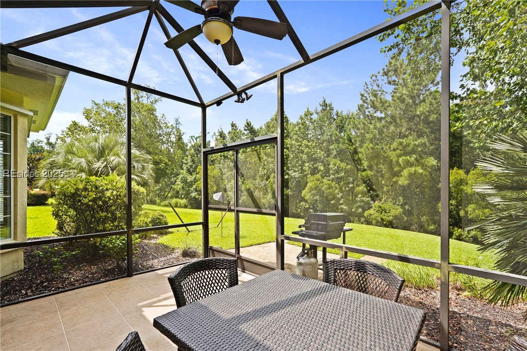 14 Old Country Roses