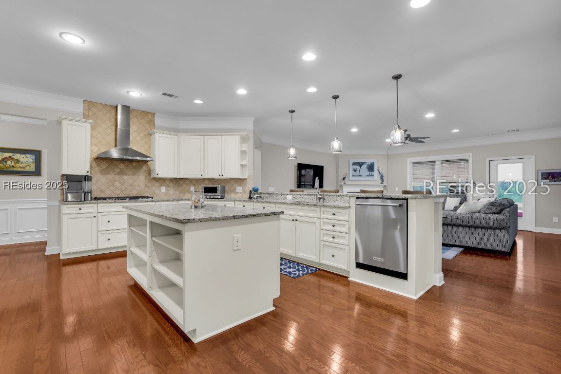 125 Palmdale Lane