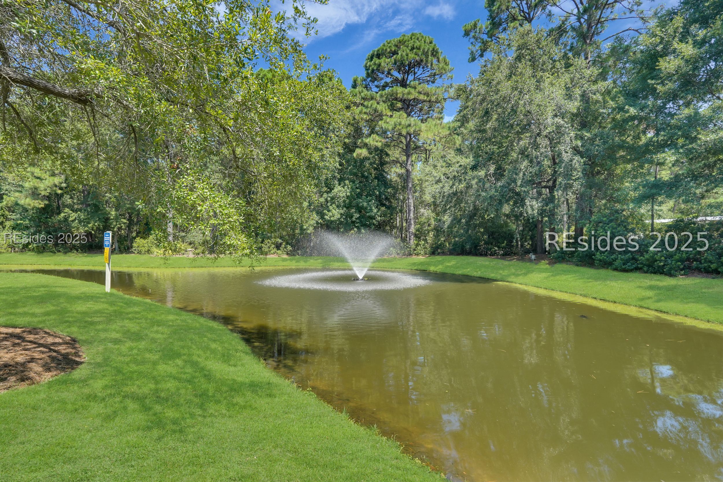 3 Lake Linden Lane Unit: 3