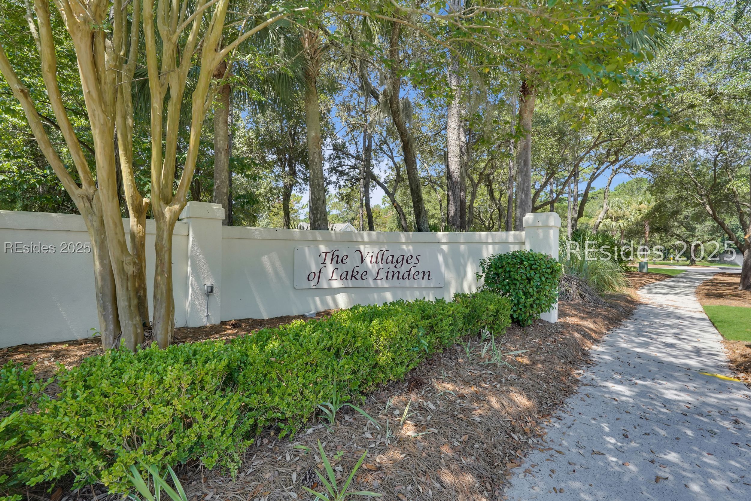 3 Lake Linden Lane Unit: 3