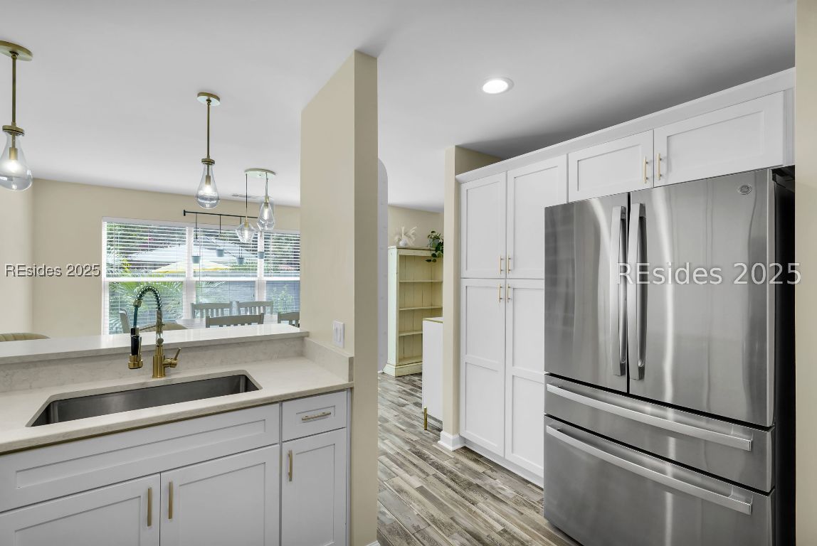 3 Lake Linden Lane Unit: 3