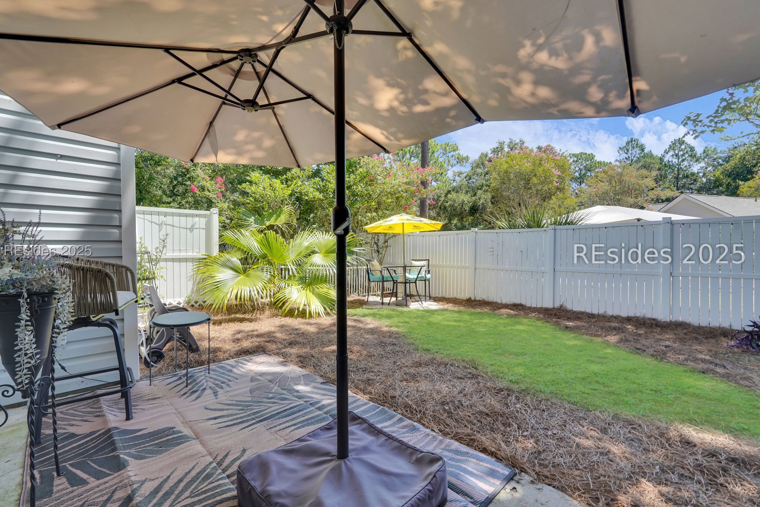 3 Lake Linden Lane Unit: 3