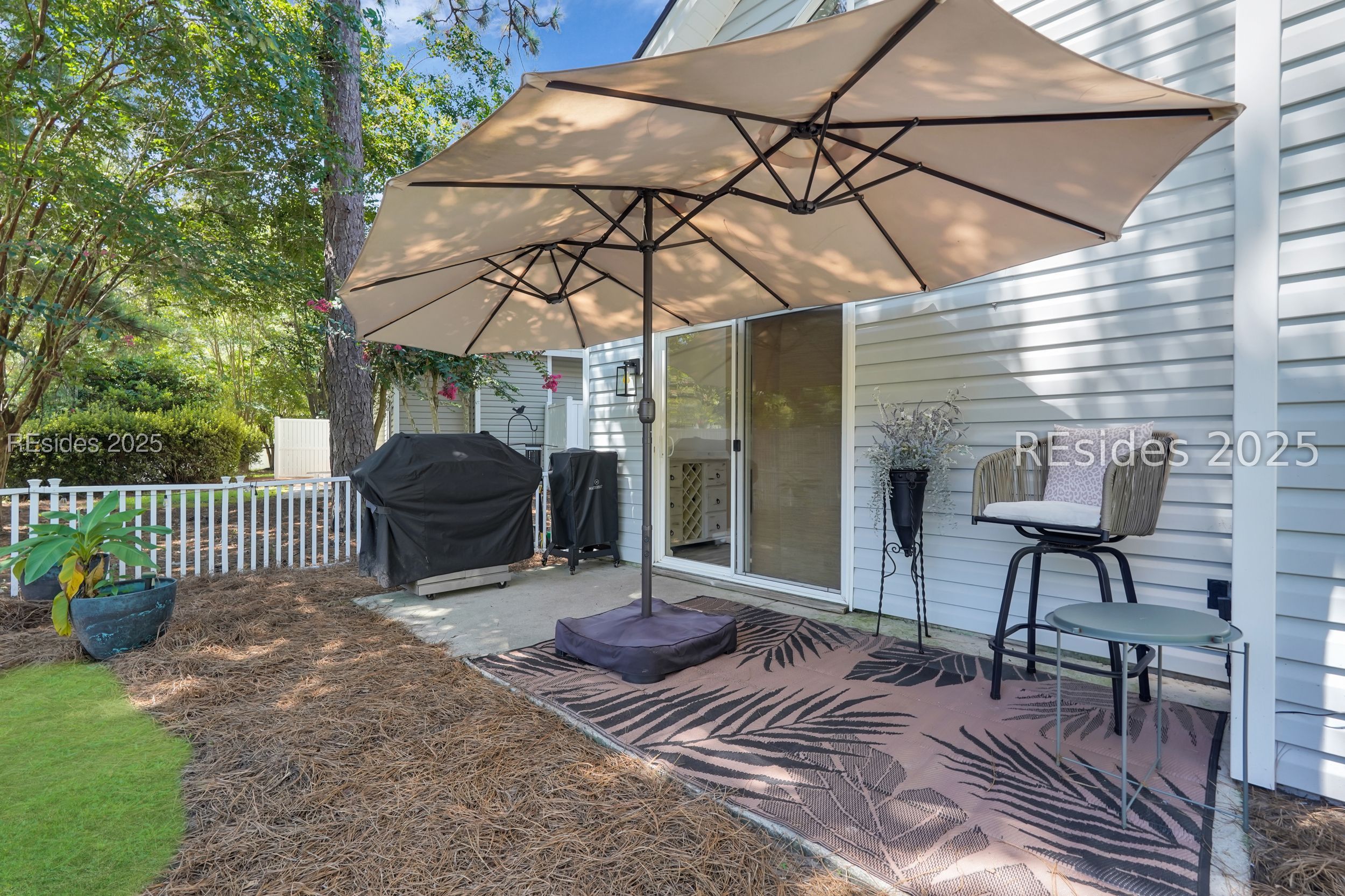 3 Lake Linden Lane Unit: 3