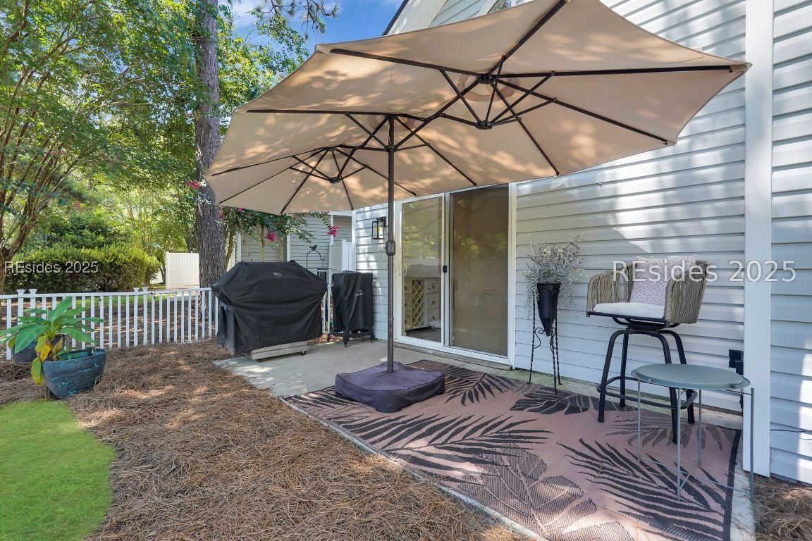 3 Lake Linden Lane Unit: 3