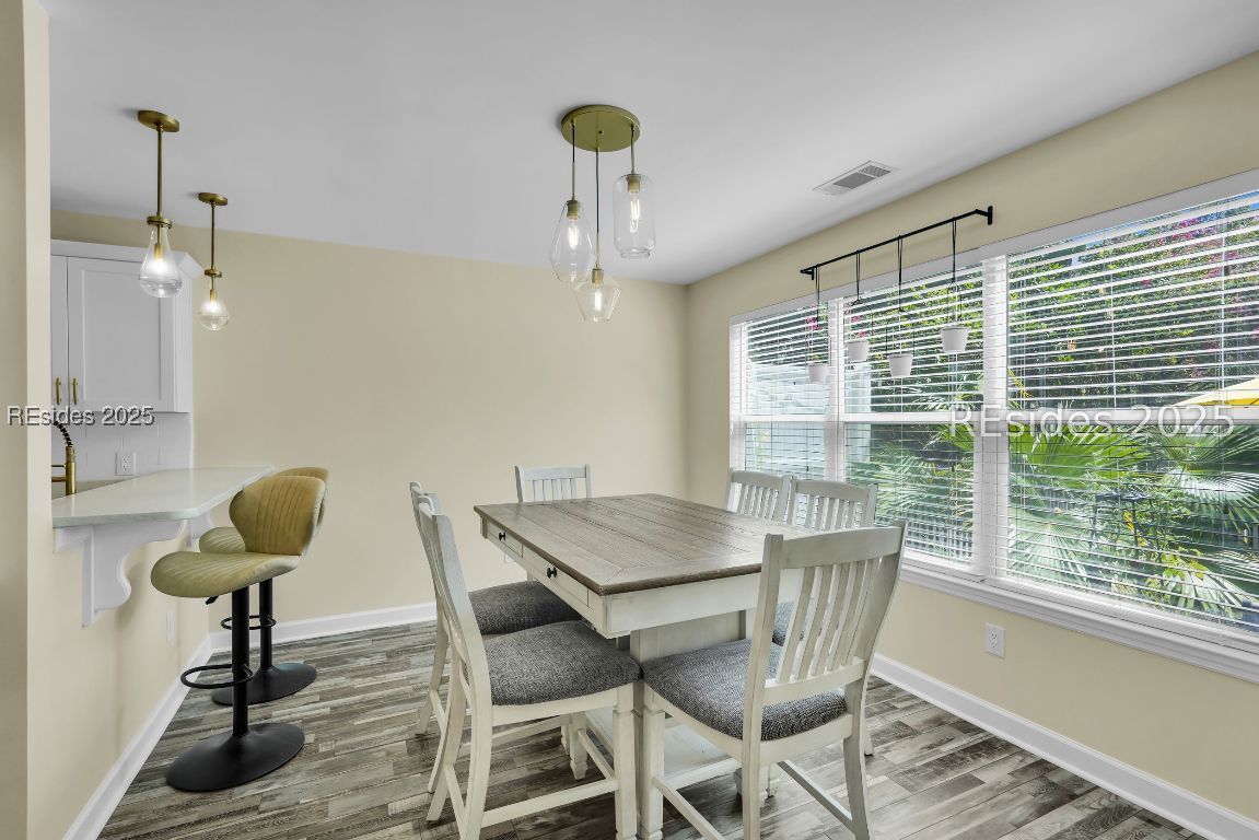 3 Lake Linden Lane Unit: 3