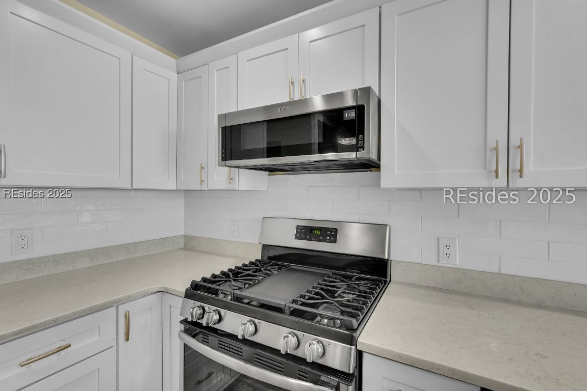 3 Lake Linden Lane Unit: 3