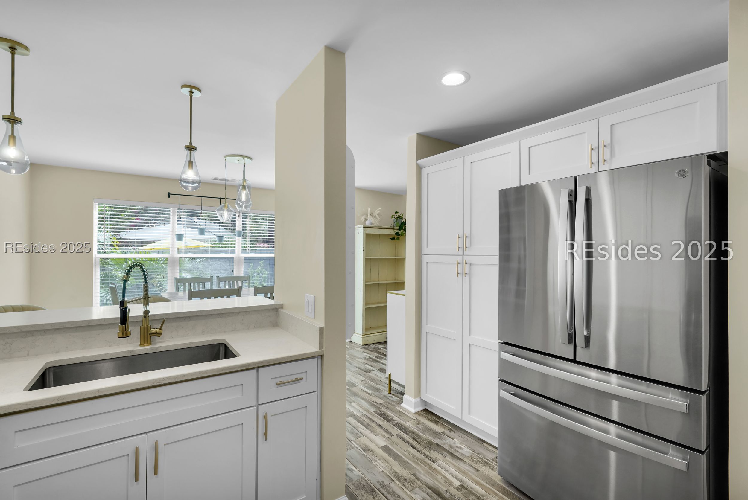 3 Lake Linden Lane Unit: 3