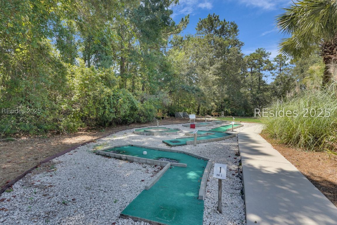 3 Lake Linden Lane Unit: 3