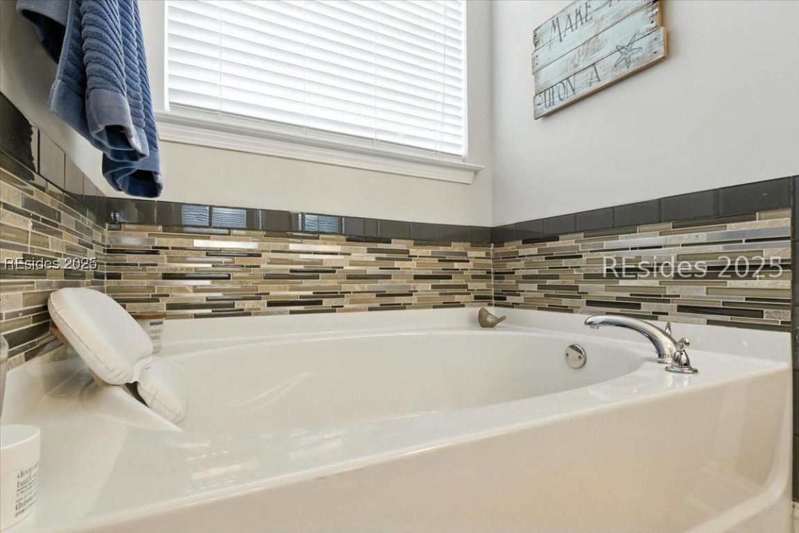 245 Heritage Parkway