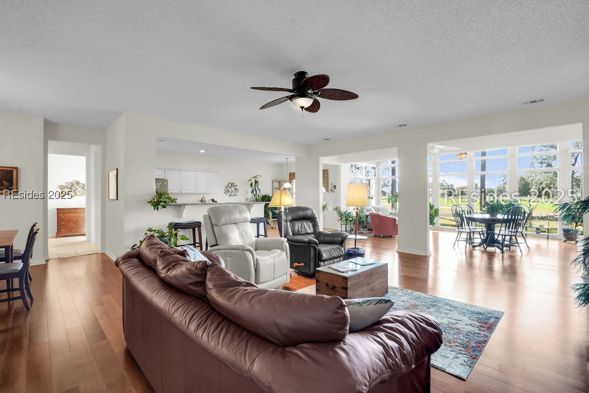 15 Tallow Drive