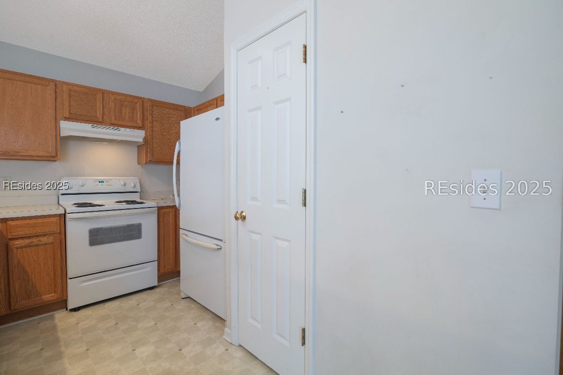 6 E Morningside Drive