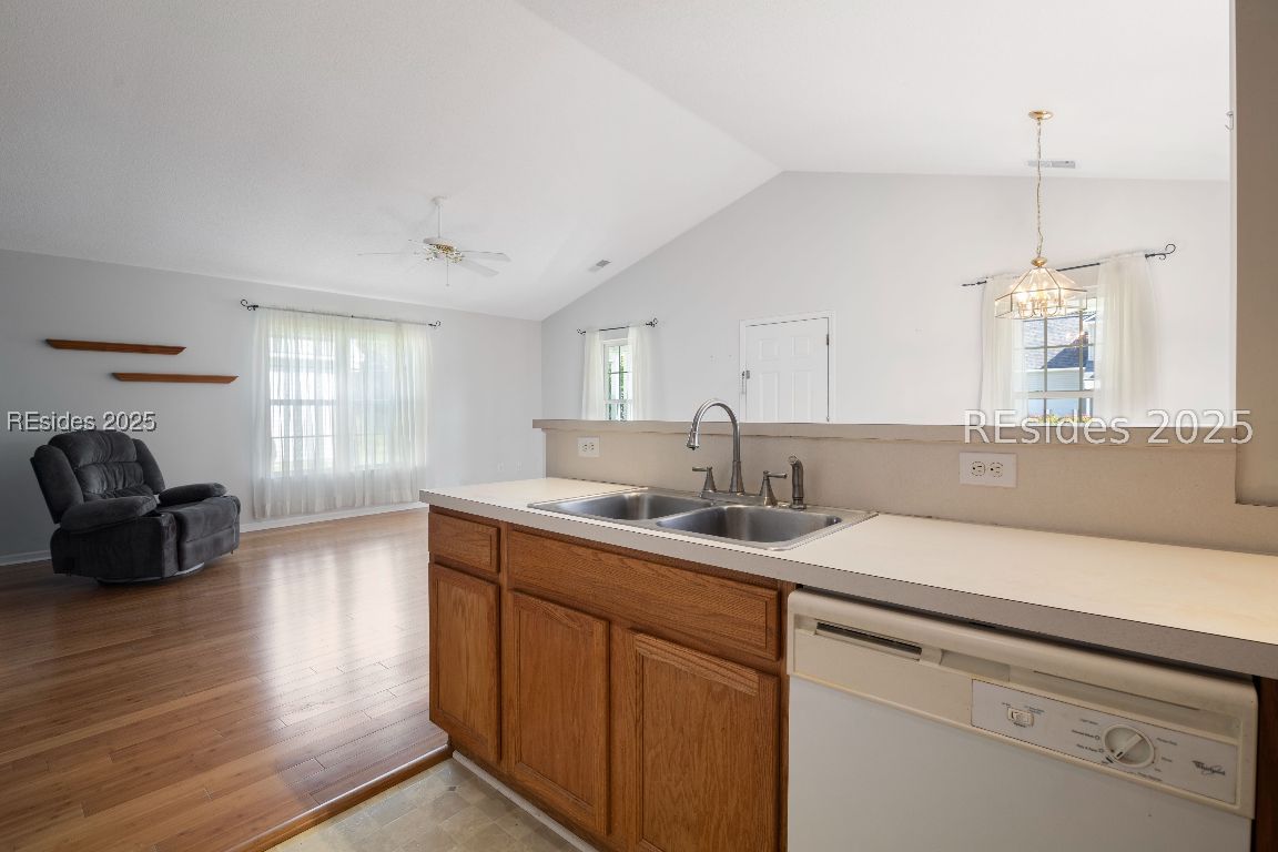 6 E Morningside Drive