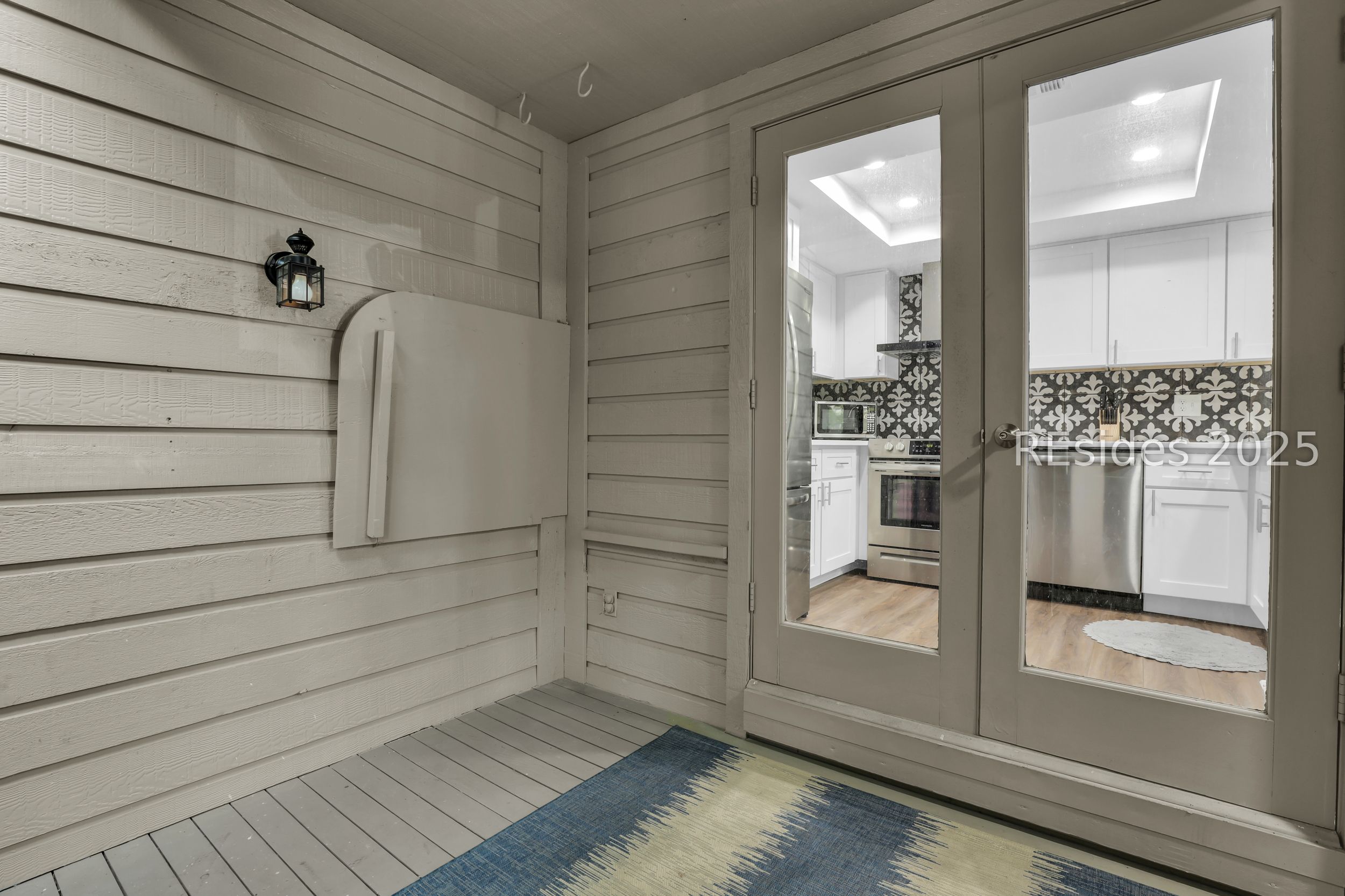 20 Queens Folly Road Unit: 1782