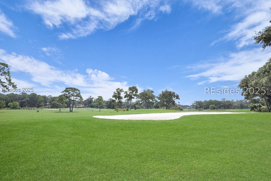 20 Queens Folly Road Unit: 1782