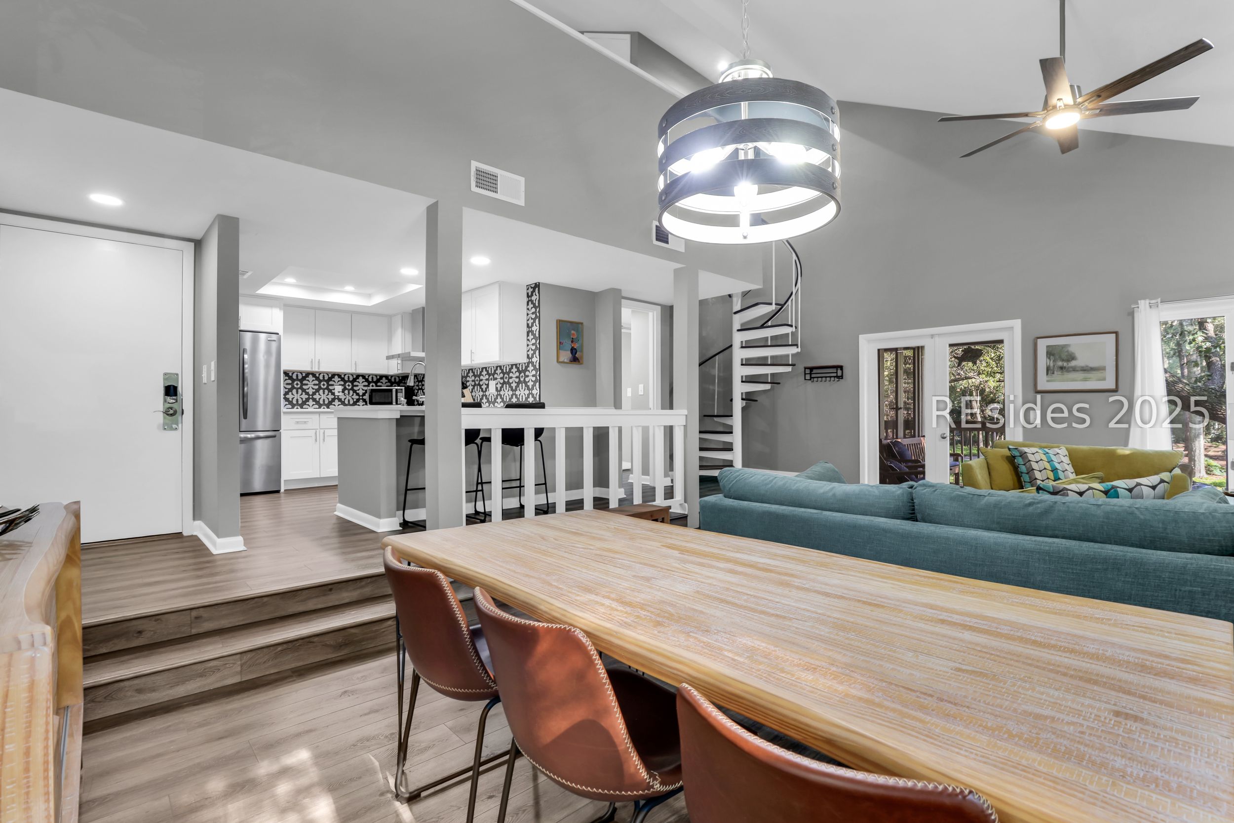 20 Queens Folly Road Unit: 1782