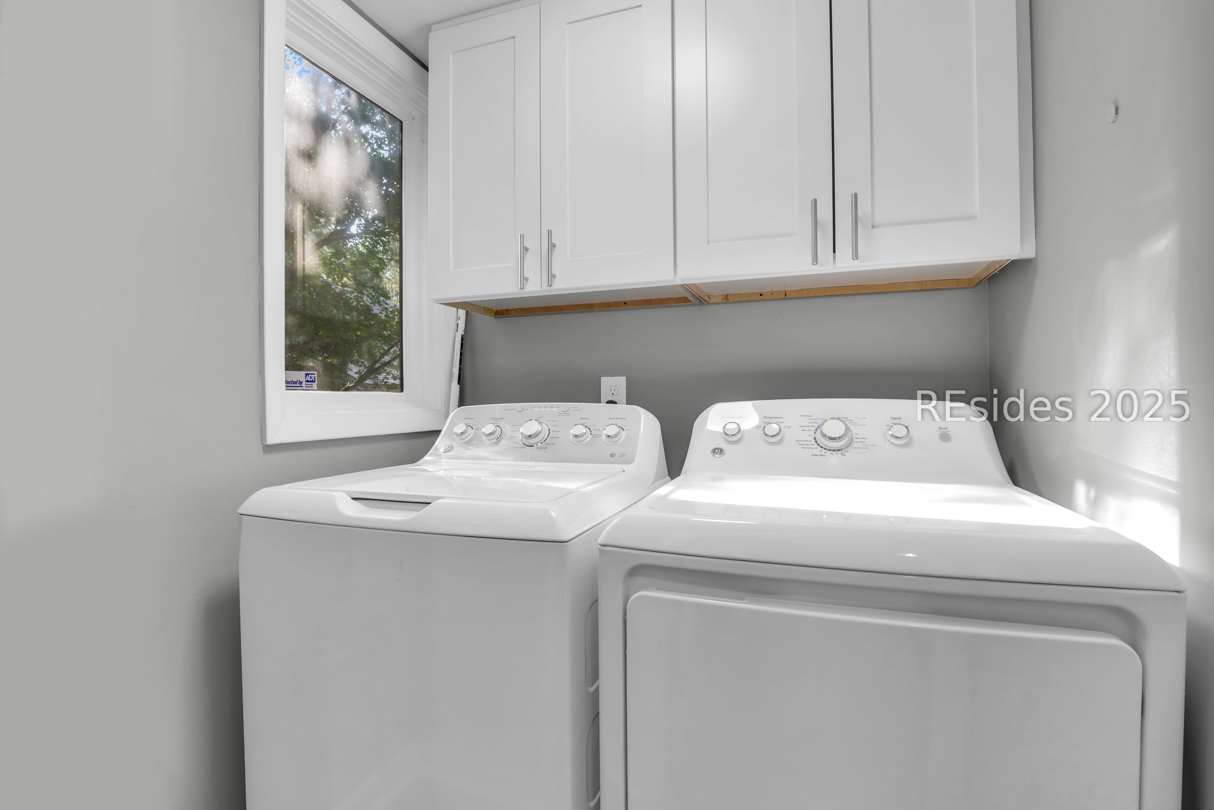 20 Queens Folly Road Unit: 1782