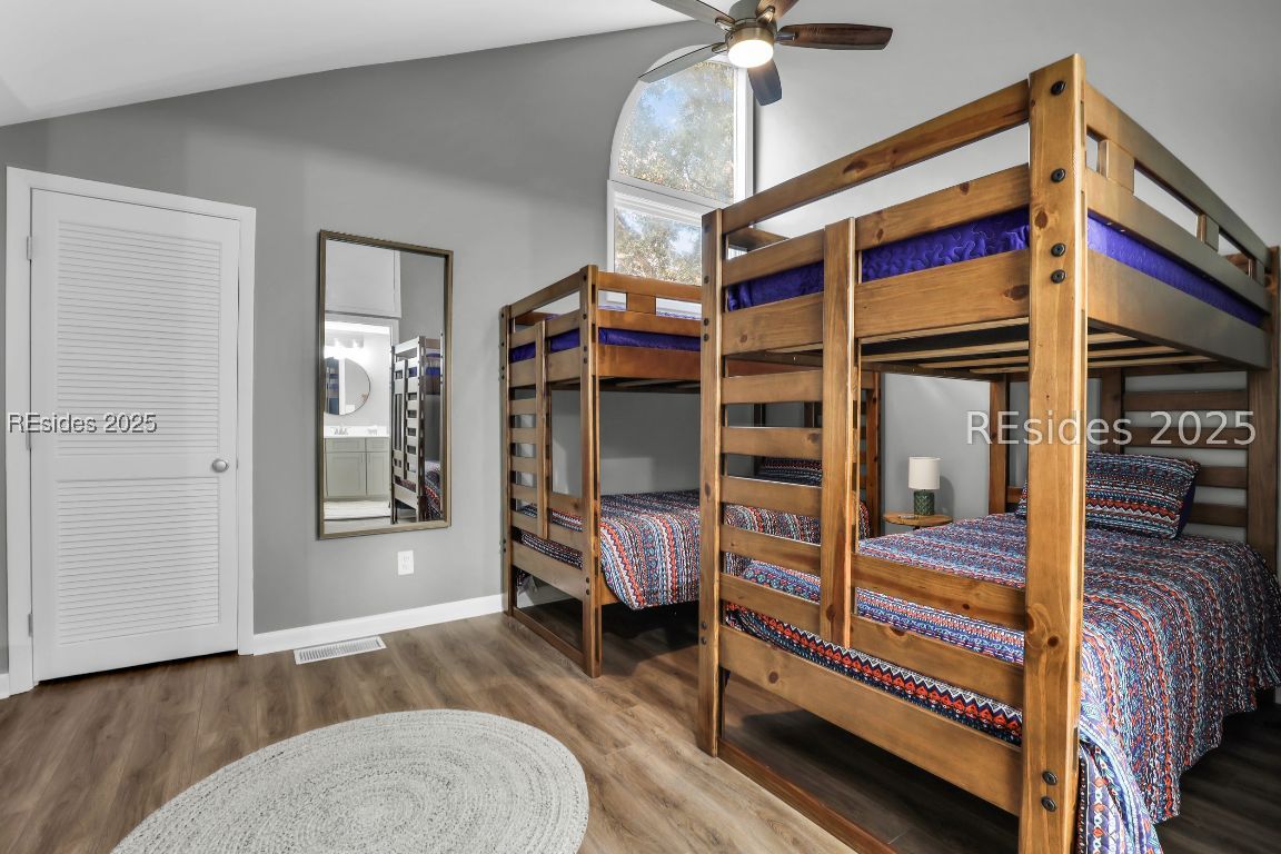 20 Queens Folly Road Unit: 1782
