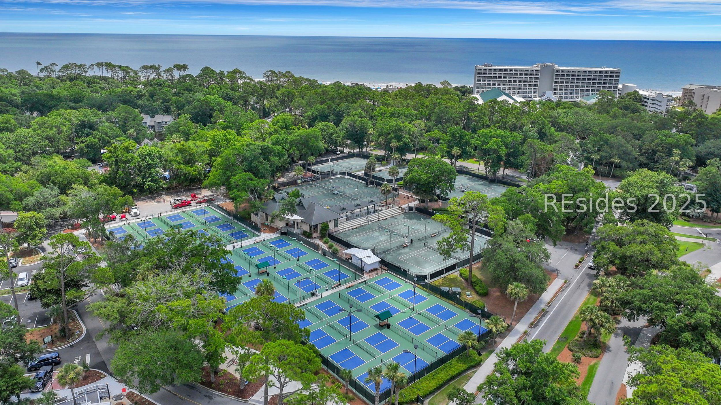 20 Queens Folly Road Unit: 1782