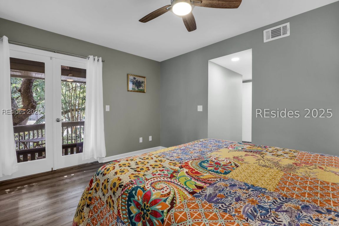20 Queens Folly Road Unit: 1782