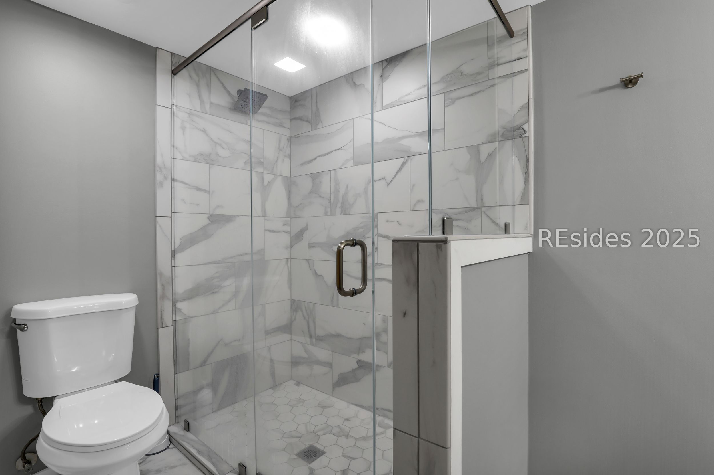 20 Queens Folly Road Unit: 1782