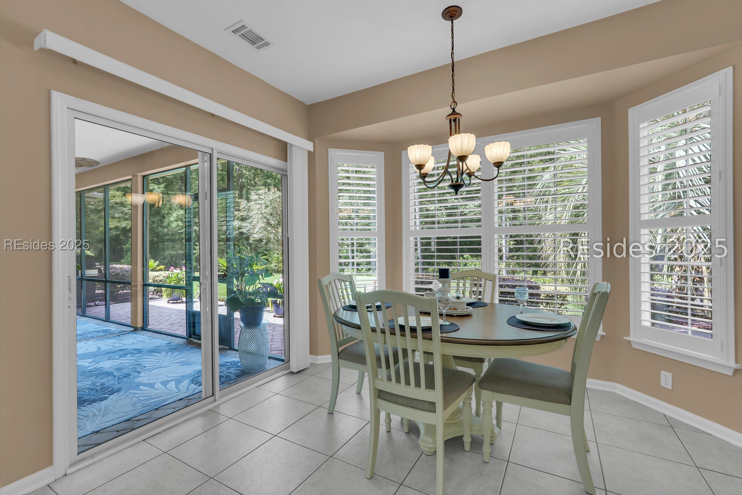 15 Concession Oak Drive