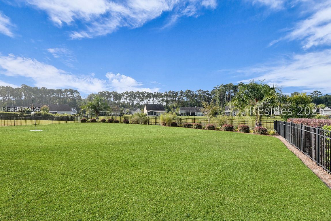 49 Bainbridge Way