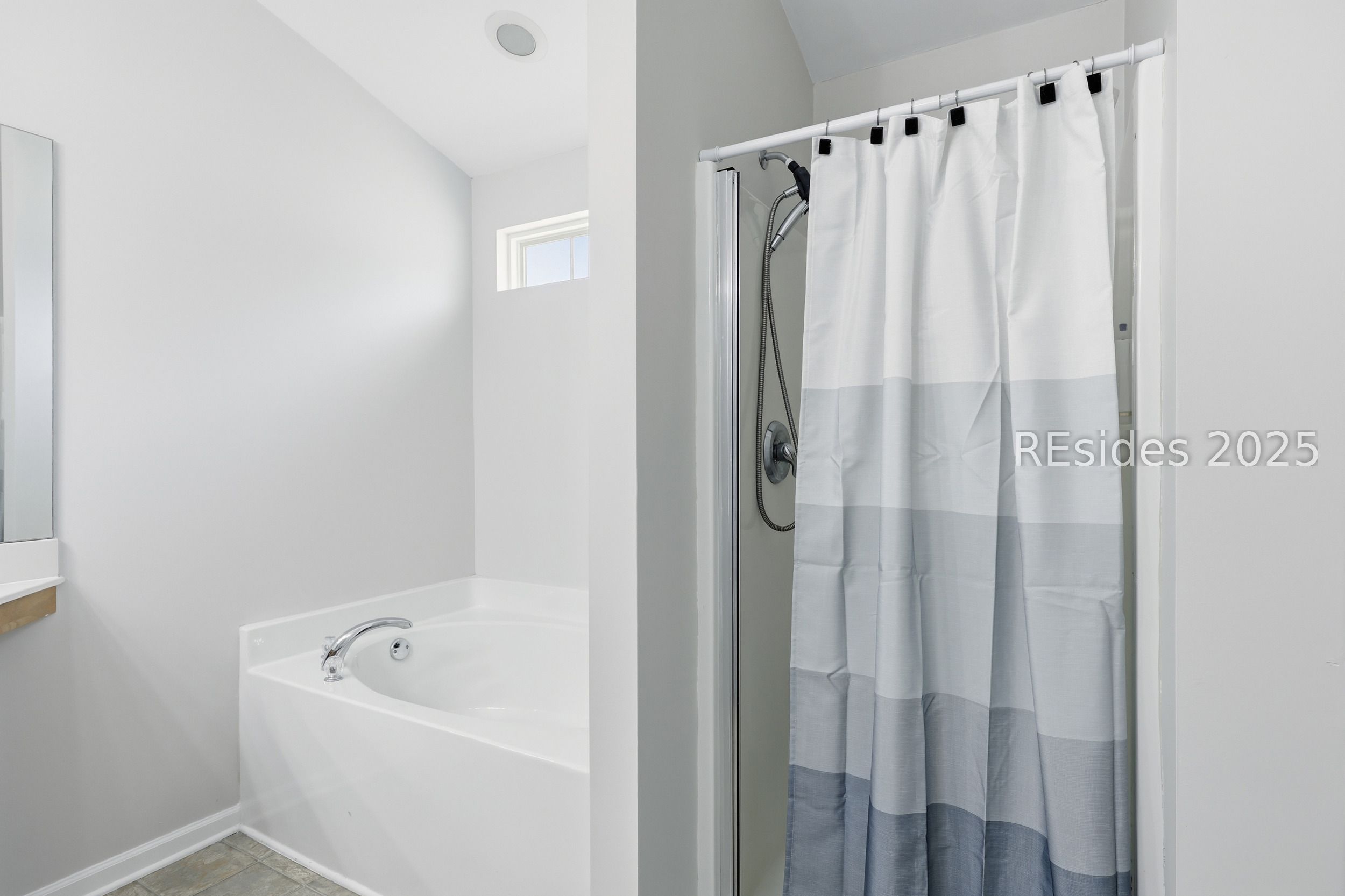 11 Savannah Oak Drive