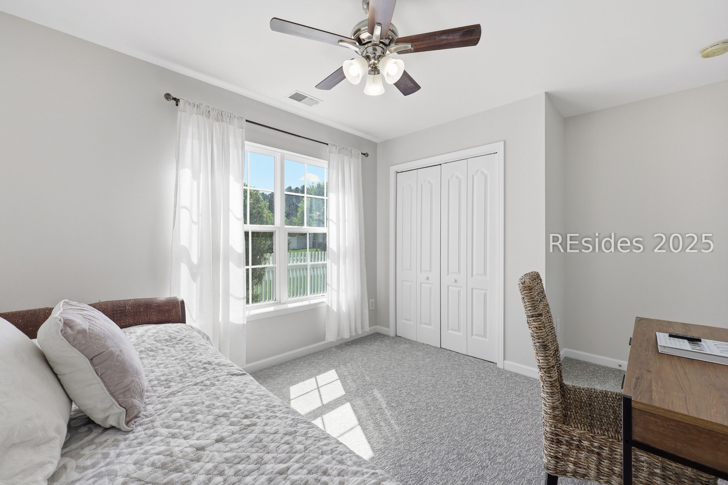 11 Savannah Oak Drive