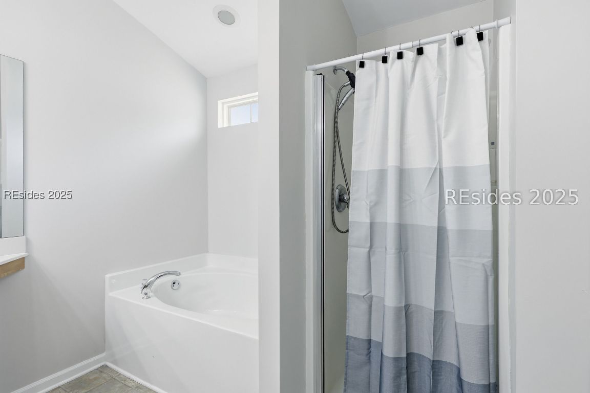 11 Savannah Oak Drive