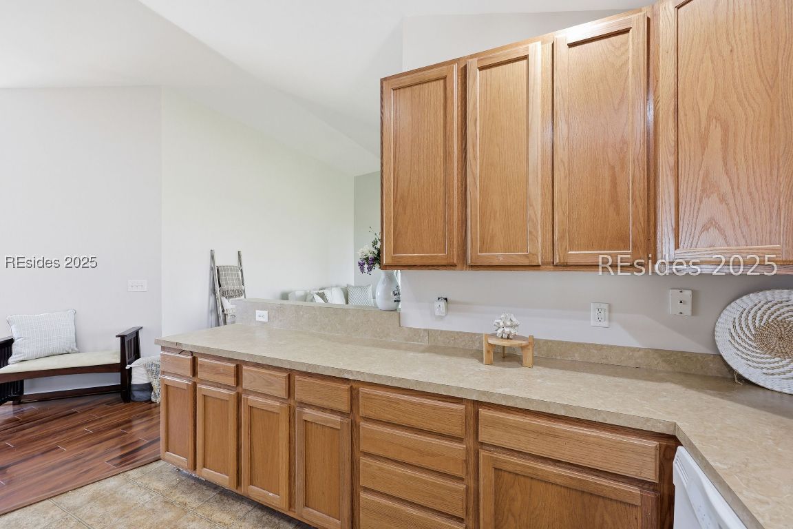 11 Savannah Oak Drive