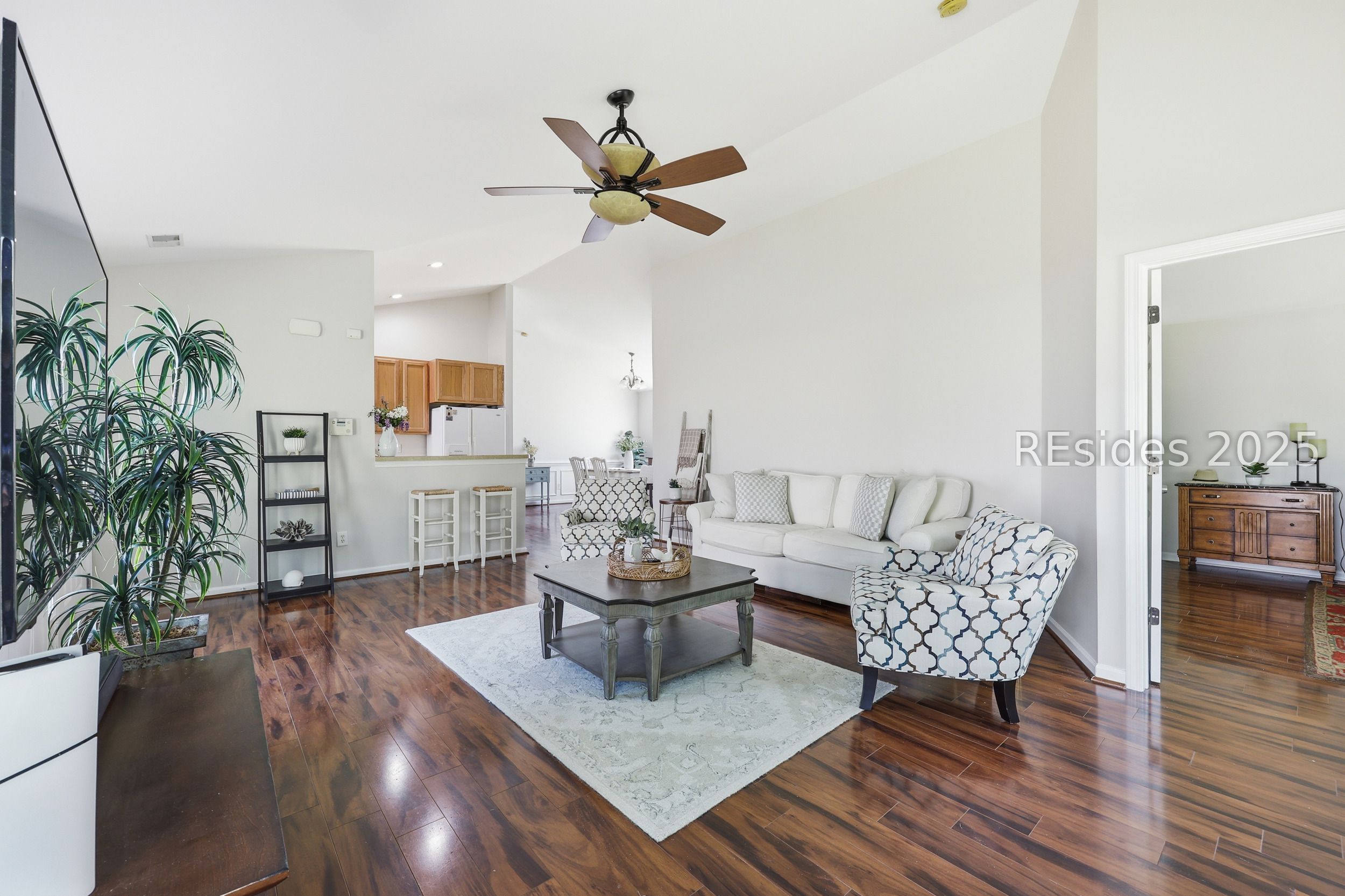 11 Savannah Oak Drive