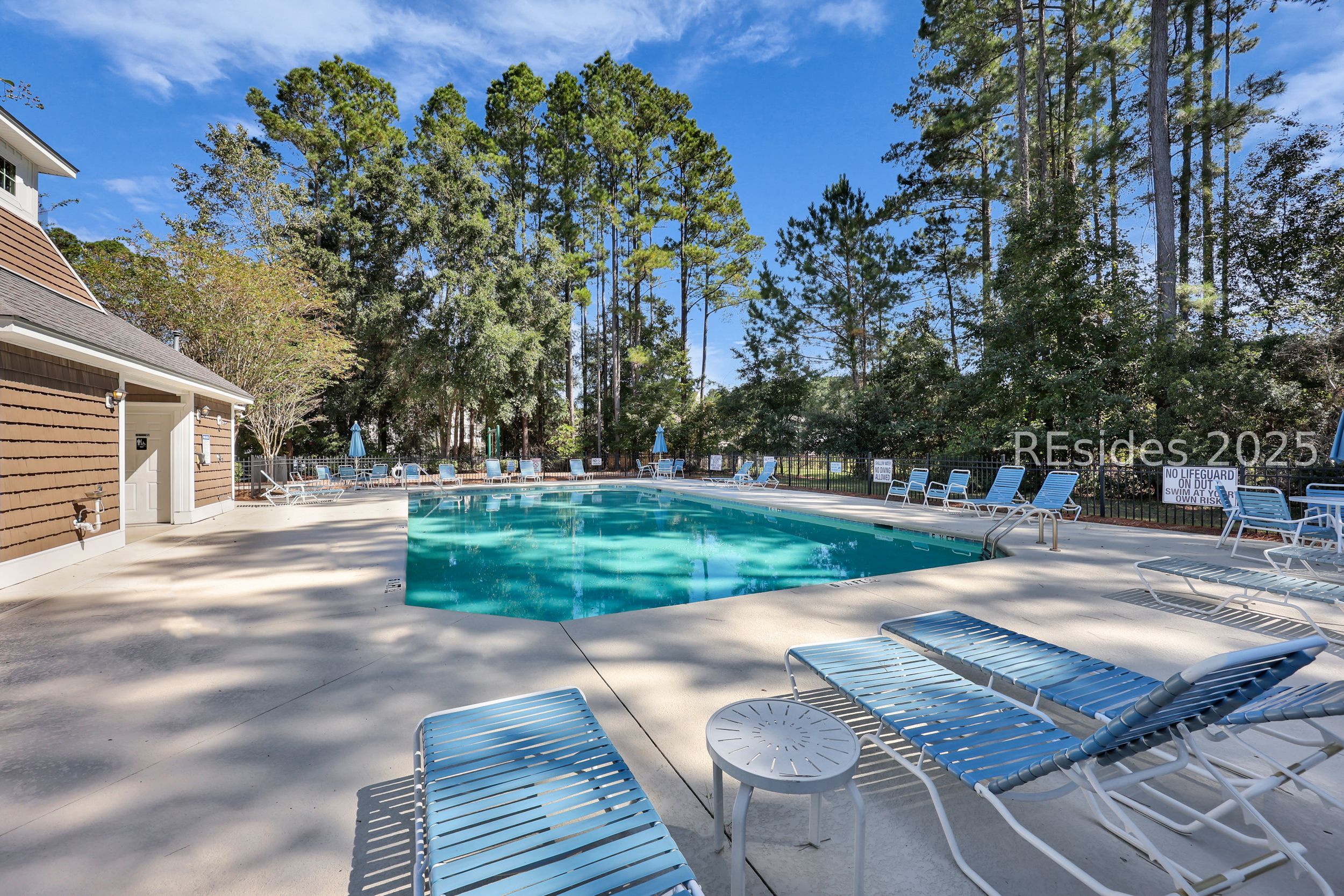 11 Savannah Oak Drive