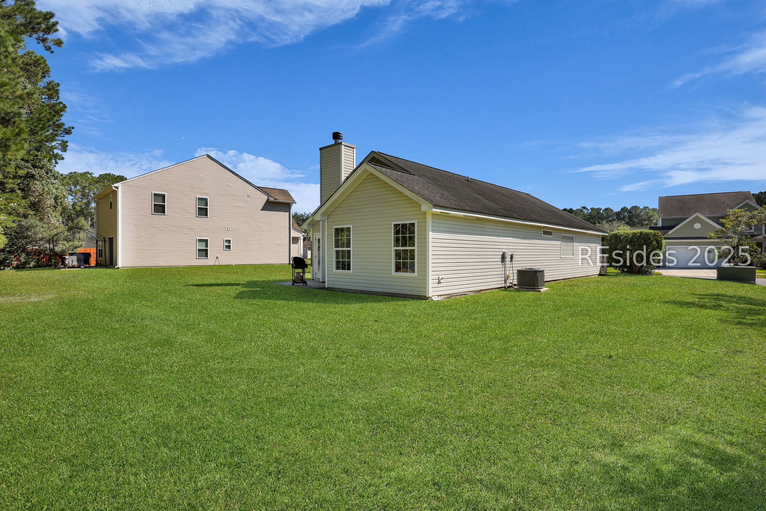 11 Savannah Oak Drive