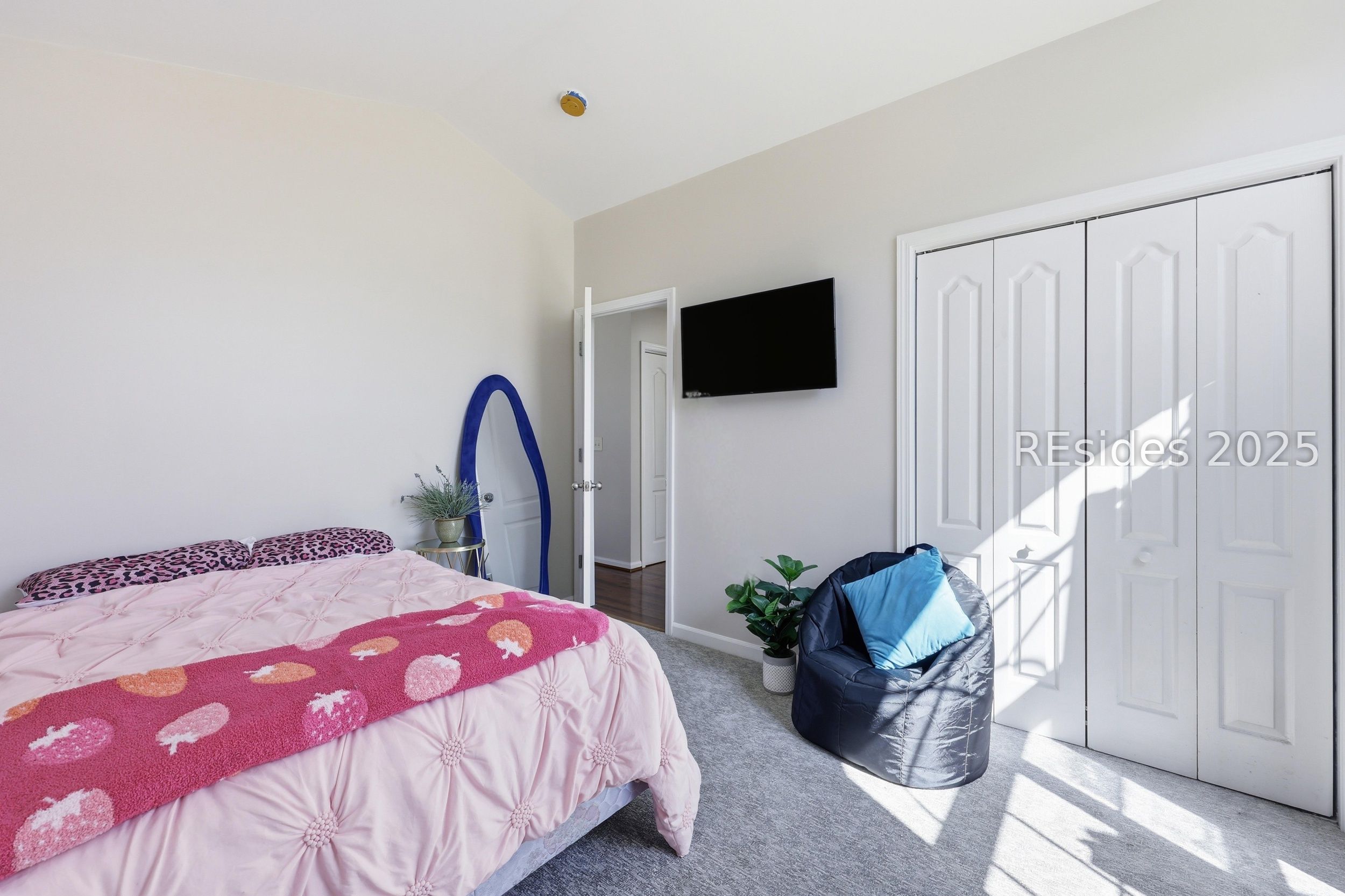 11 Savannah Oak Drive