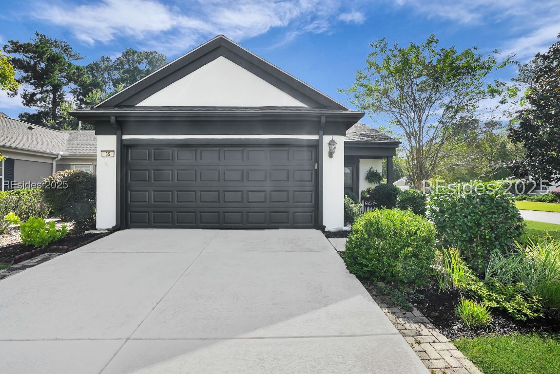 65 Lazy Daisy Drive