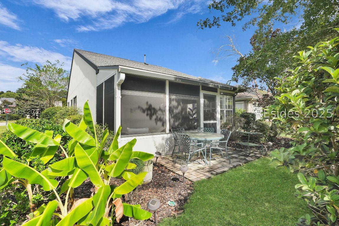 65 Lazy Daisy Drive